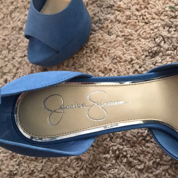 Spring blue Jessica Simpson heels - Picture 2 of 5